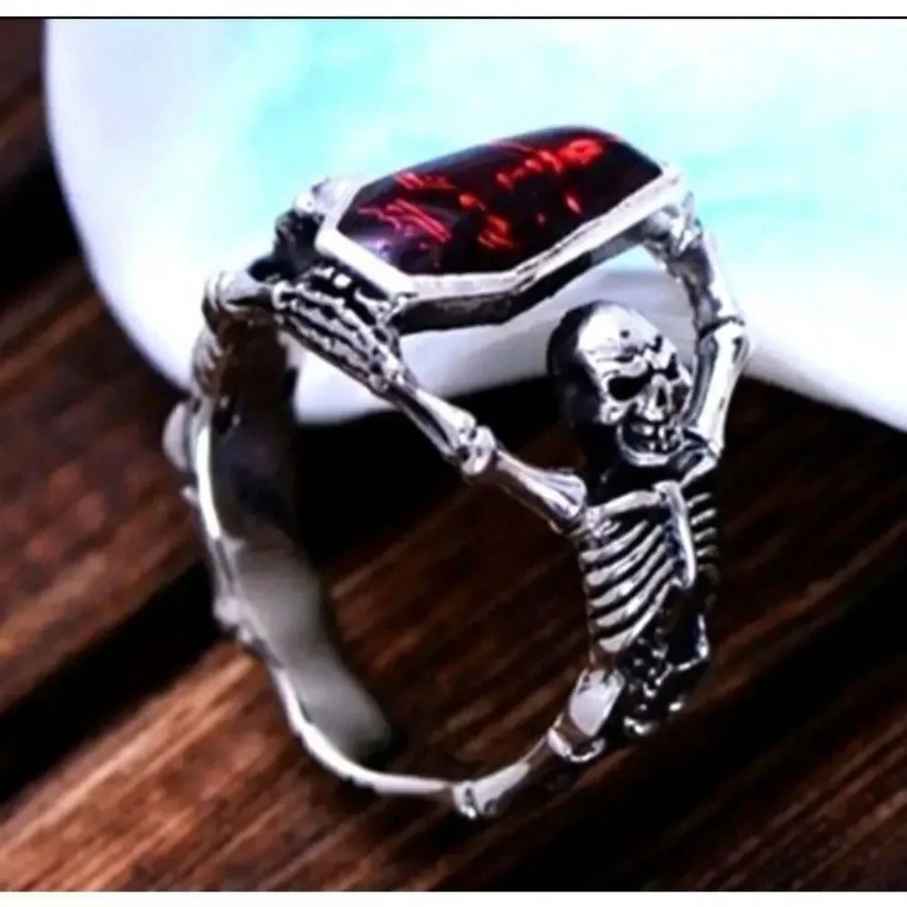 Mens Hand crafted punk rock Zircon skull and casket men's ring sz 11